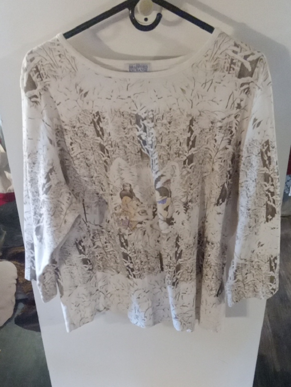 (04) The Bradford Exchange Cream and Brown Long-Sleeve Botanical Tee